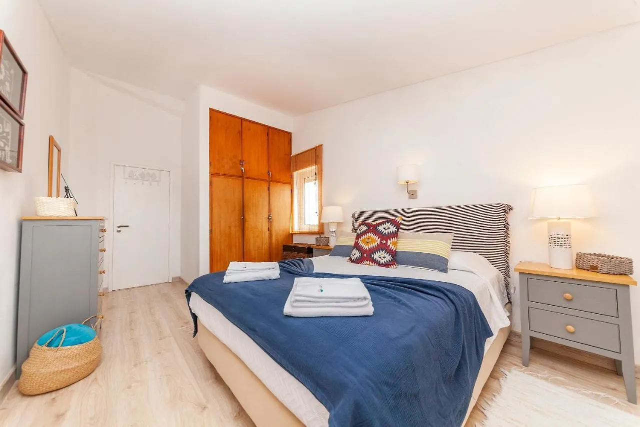 C18 - Church Square Apartment In Luz